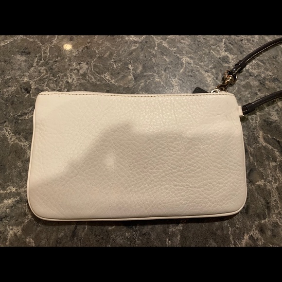 Coach White leather wristlet - Picture 2 of 5